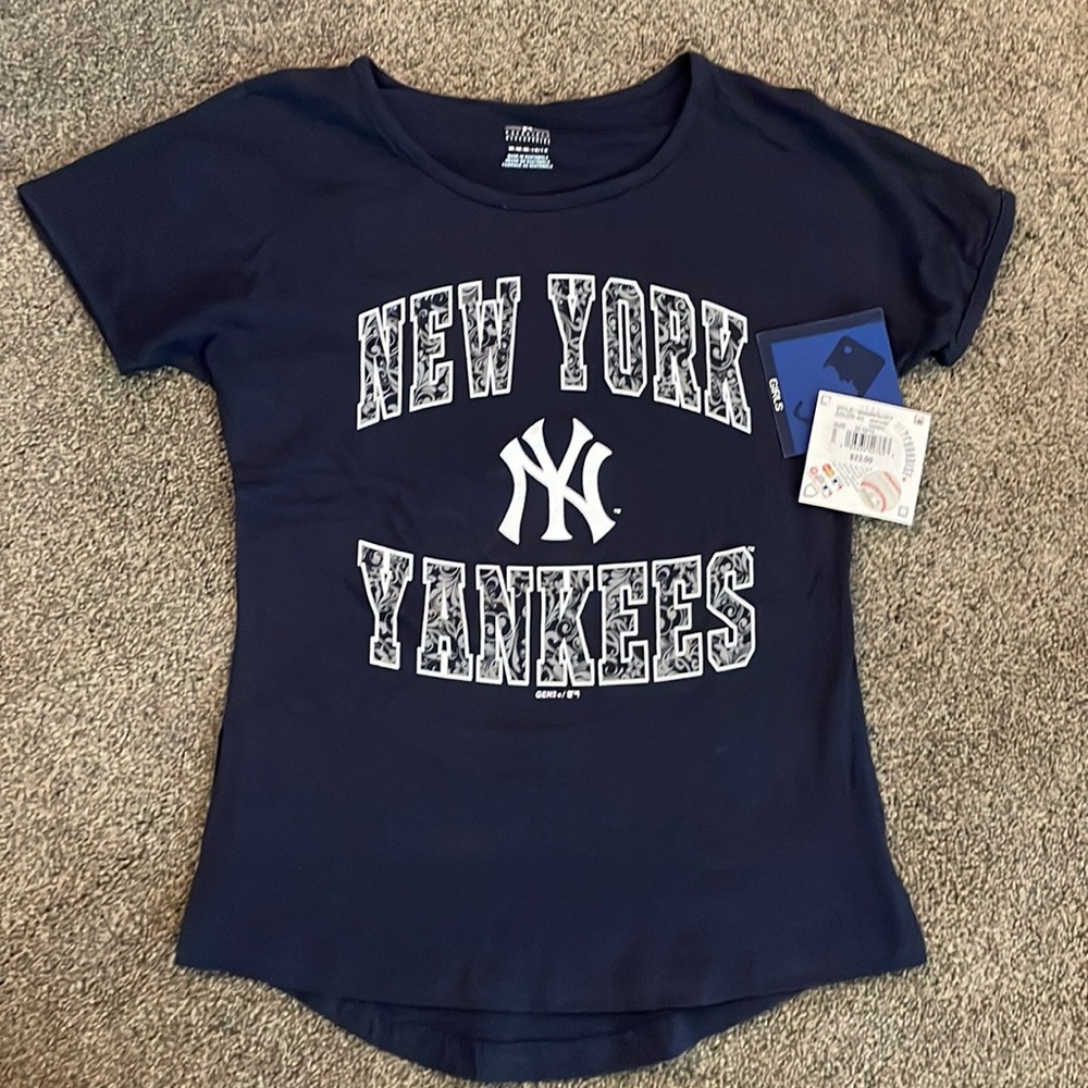 NWT Girls NY Yankees Tee